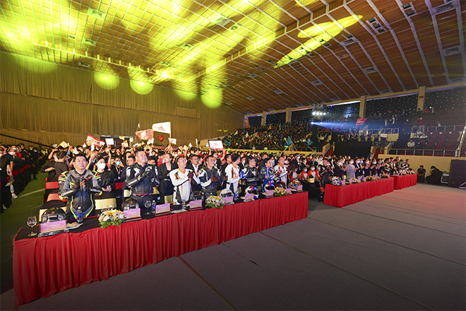 Hơn 3.000 “tay đua” đã tham gia sự kiện ra quân dự án The Diamond City