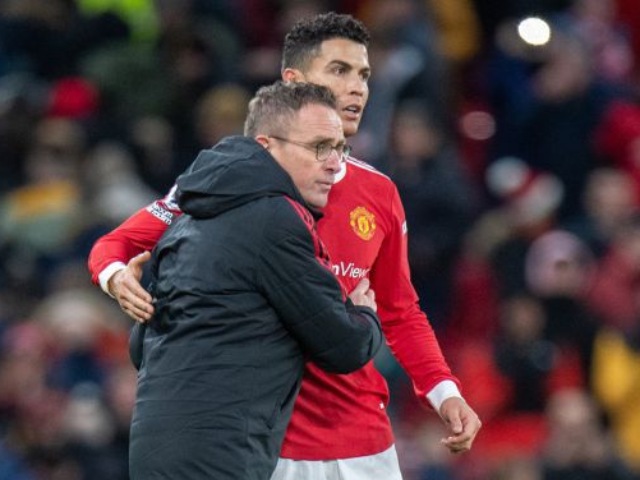 Bóng đá - Ronaldo chốt xong tương lai ở MU, HLV Rangnick nguy cơ "bật bãi" sớm