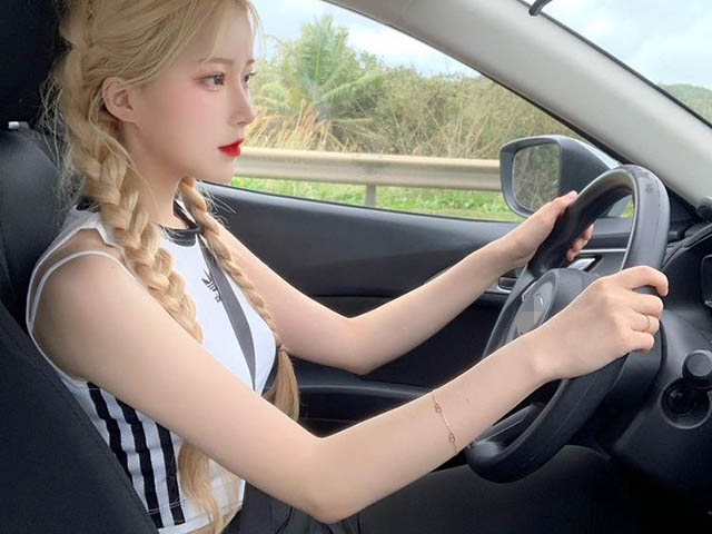 Tư vấn - Bộ đôi MPV sang trọng, rộng rãi, giá chỉ tầm 600 triệu đồng