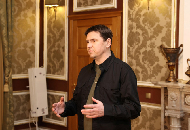 Cố vấn Tổng thống Ukraine Mikhailo Podolyak. Ảnh: Reuters
