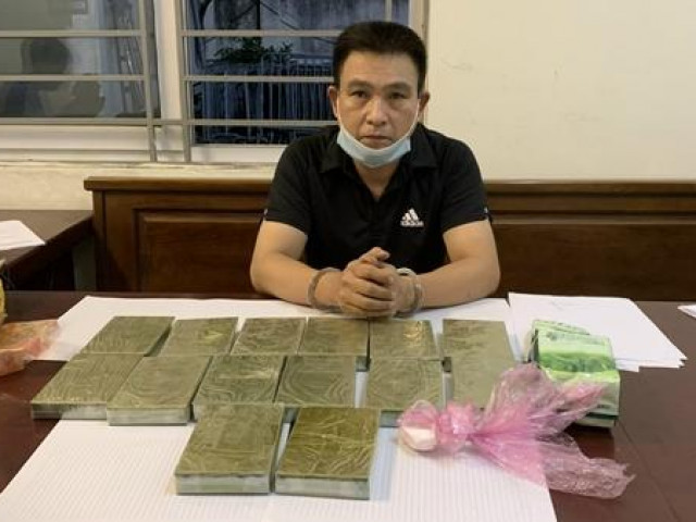 Pháp luật - Sử dụng xe ôtô cứu hộ giao thông vận chuyển 14 bánh ma tuý