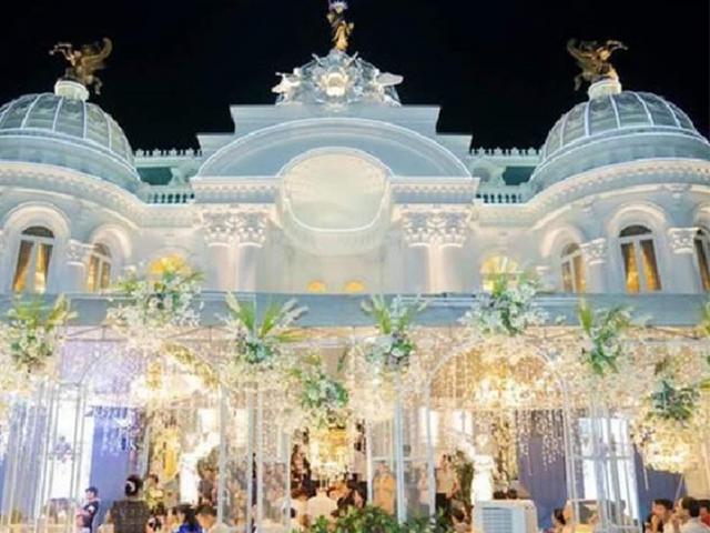 Kinh doanh - Choáng ngợp lâu đài "khủng" 100 tỷ của đại gia Thanh Hóa, cực kỳ lộng lẫy và hoành tráng