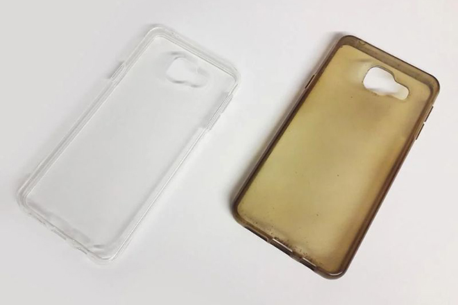 Why does the transparent case turn yellow?  - first