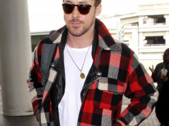 Du lịch - Mang theo những món đồ này sẽ giúp chuyến bay thoải mái hơn