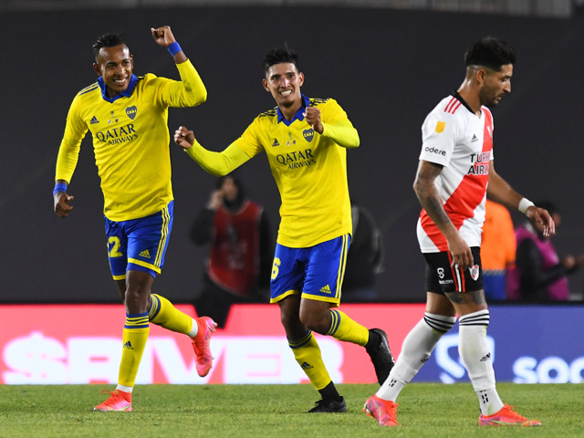 Bóng đá - "Siêu kinh điển" Argentina River Plate - Boca Juniors: Trả giá vì sai lầm, CĐV bạo loạn