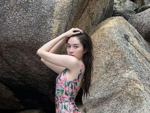 Thời trang - "MC 3000 chữ" diện đồ bơi một mảnh vẫn được khen nóng bỏng ít ai bì