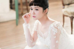 Làm đẹp - Thói quen 10 phút mỗi ngày khiến Jang Na Ra luôn trẻ đẹp, da căng mọng
