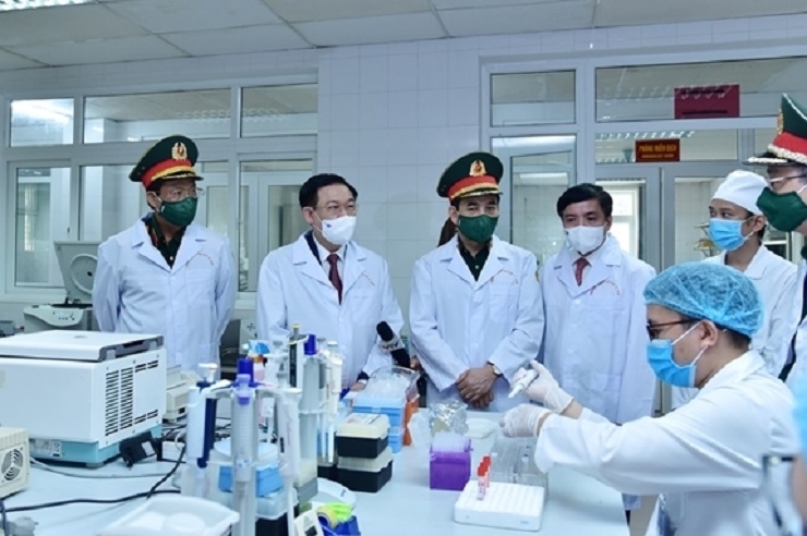 Vaccine phòng COVID-19 Nano Covax do Học viện Quân y phối hợp với Công ty Nanogen nghiên cứu phát triển