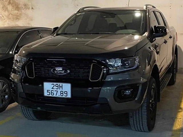 Tin tức ô tô - Ford Ranger biển "sảnh rồng" rao bán hơn 2 tỷ đồng sau khi chạy vài chục km