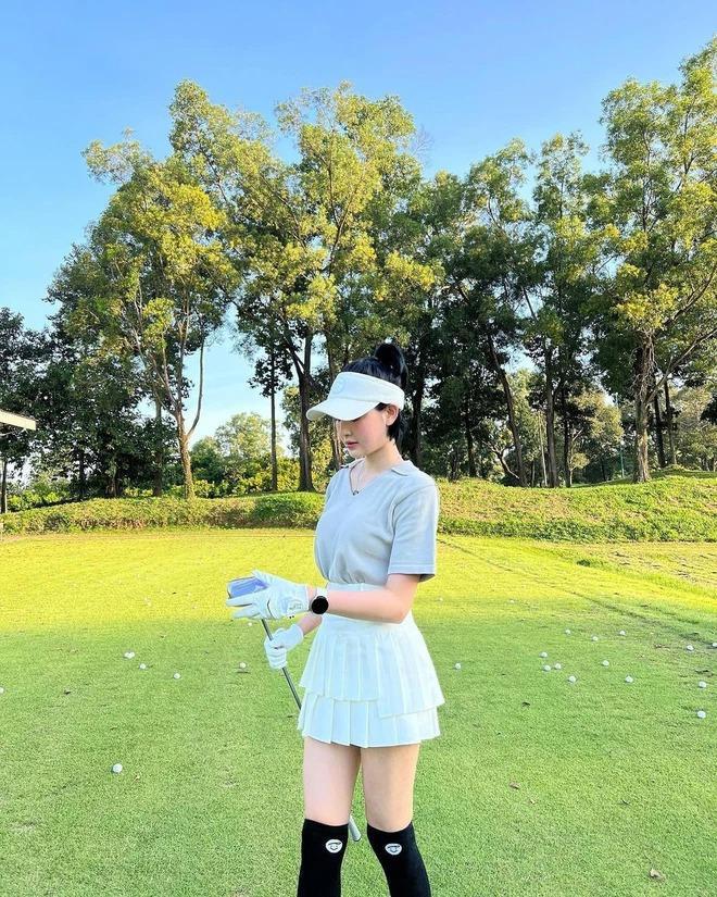 Hien Ho's unique golf fashion - 3