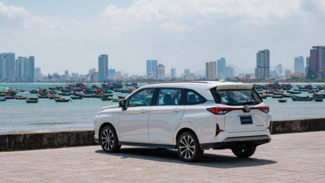 Toyota Veloz Cross ra mắt, cạnh tranh với Mitsubishi Xpander Cross? - 5