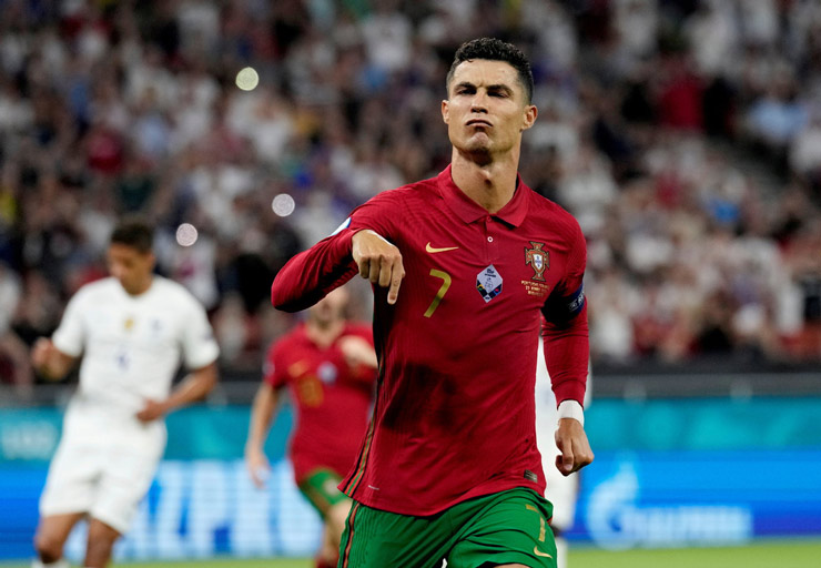 Ronaldo cần rất cố gắng mới đưa được Bồ Đào Nha tới World Cup 2022
