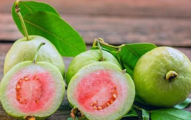 Những người mắc các bệnh sau không nên ăn ổi kẻo "hối không kịp" - 2