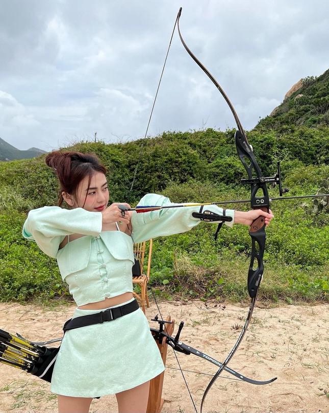 "Hot girl"  9x loves martial arts, knows archery, has an impressive scoreboard - 3