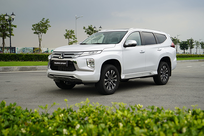 Giá xe Mitsubishi Pajero Sport lăn bánh tháng 3/2022, hỗ trợ 50% LPTB - 1