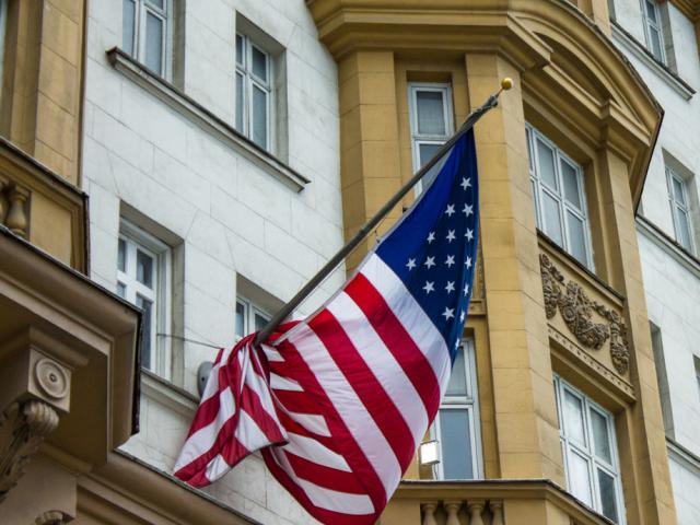 Thế giới - Nga trục xuất các nhân viên ngoại giao Mỹ