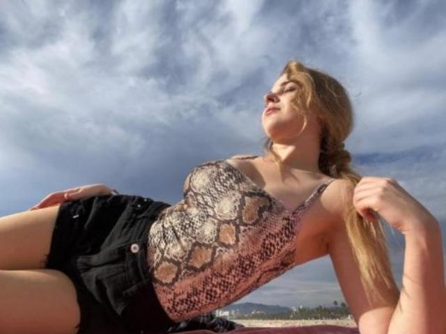 Thể thao - Kiều nữ bóng bàn quá gợi cảm, nam ca sĩ Justin Bieber tìm đến bái sư