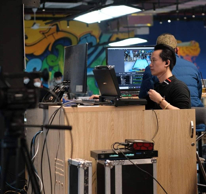 Ông Duy Tuấn trực tiếp vai trò đạo diễn sự kiện billiard tại Hà Nội