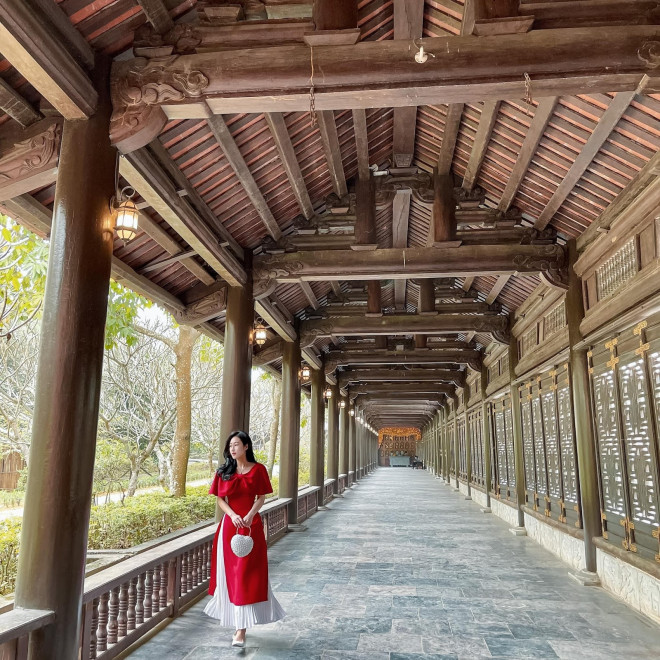 Sightseeing pilgrimage at the temple holds the most records in Vietnam - 6