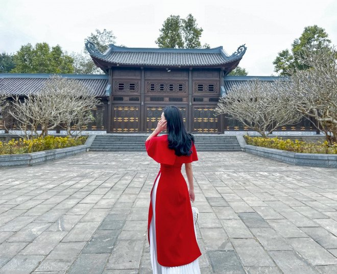 Sightseeing pilgrimage at the temple holds the most records in Vietnam - 7