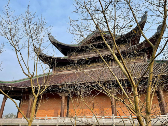 Sightseeing pilgrimage at the temple holds the most records in Vietnam - 10