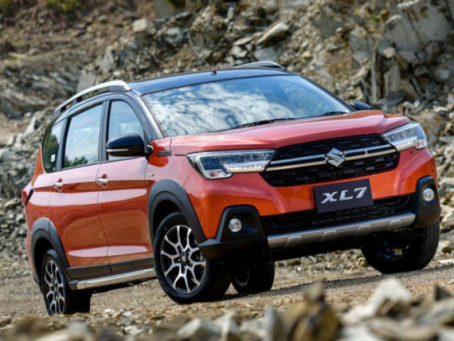 Tin tức ô tô - Suzuki ra mắt XL7 phiên bản mới chỉ hơn 500 triệu đồng