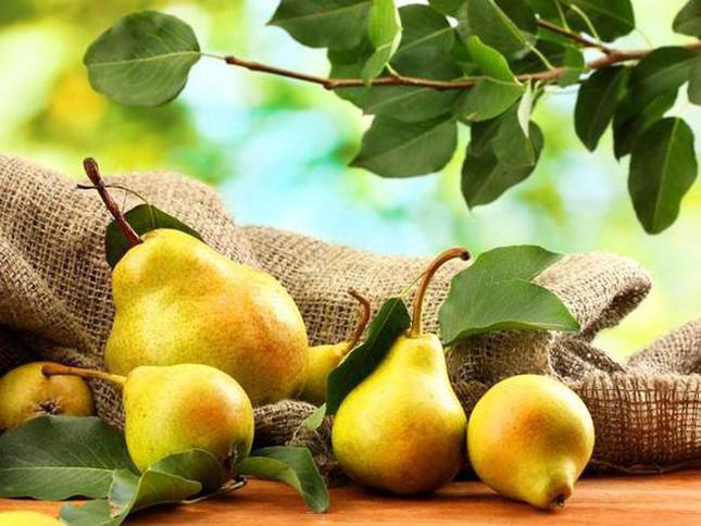 Cool pears can also make you sick if combined with the following great taboo foods - 1