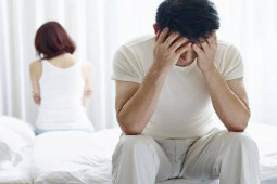 Bạn trẻ - Cuộc sống - Nổi điên vì vợ nhất quyết né tránh "chuyện vợ chồng"