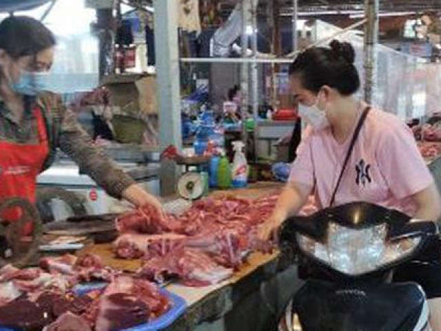 Thị trường - Tiêu dùng - Giá lợn hơi giảm, thịt thành phẩm ở chợ, siêu thị vẫn cao ngất ngưởng