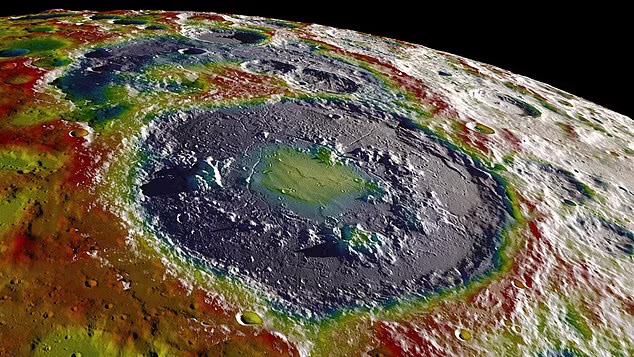 Bản đồ nhiệt cho thấy một số hố sâu trên Mặt Trăng luôn giữ được trạng thái "lạnh tê tái" ở vùng đáy, với nhiệt độ âm sâu do Mặt Trời không chiếu tới - Ảnh: NASA