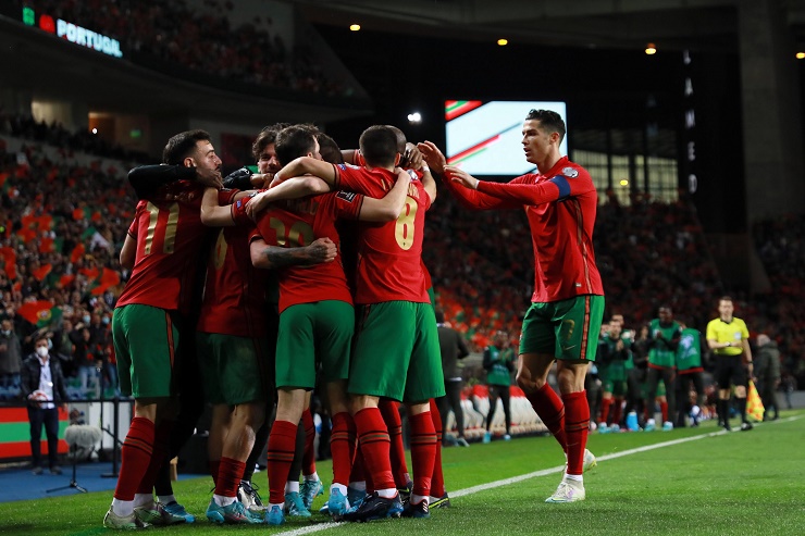 Bồ Đào Nha sáng cửa giành vé vớt World Cup 2022