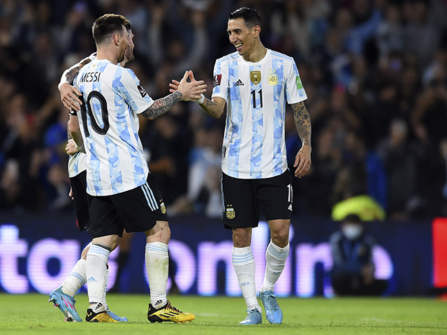Bóng đá - Messi tìm lại mình ở ĐT Argentina, "thêu hoa dệt gấm" cùng Di Maria