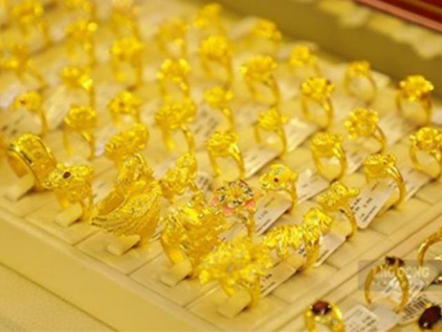 Kinh doanh - Giá vàng hôm nay 27/3: Liên tiếp tăng "nhảy vọt", tuần tới vàng sẽ bùng nổ?