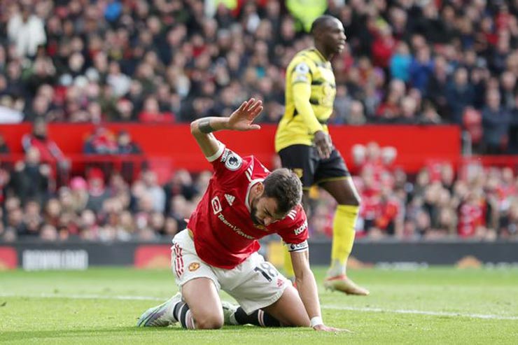 Bruno Fernandes đang sa sút phong độ nhưng MU vẫn muốn ký hợp đồng mới với tiền vệ này