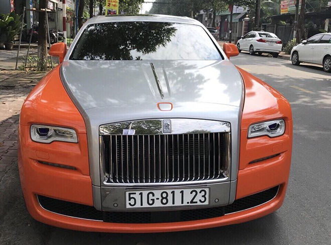 Take a look at the Rolls-Royces that have been "passed hands"  Mrs. Nguyen Phuong Hang - 7