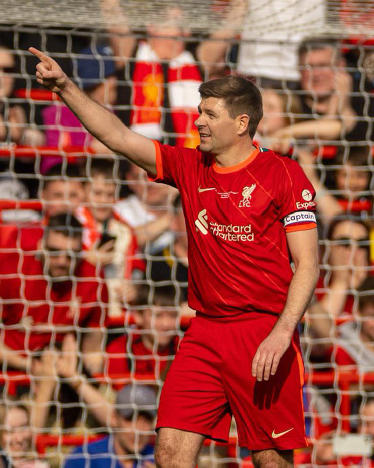 Gerrard - Rivaldo trình diễn đỉnh cao, huyền thoại Liverpool & Barcelona đua bàn thắng - 1