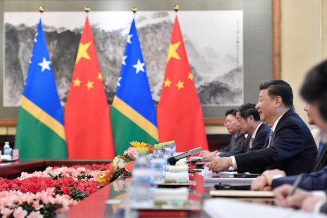Chủ tịch Trung Quốc Tập Cận Bình tiếp phái đoàn ngoại giao của đảo quốc Solomon ở thủ đô Bắc Kinh hồi tháng 10-2019. Ảnh: REUTERS