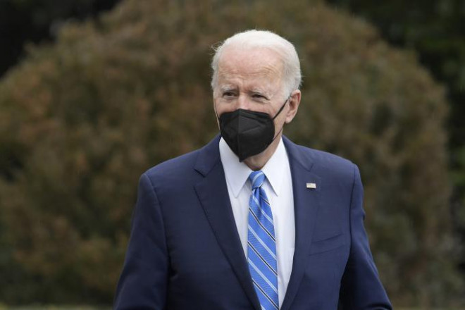 Tổng thống Mỹ Joe Biden rời Nhà Trắng đến bang Delaware hôm 27/12/2021. Ảnh: AP