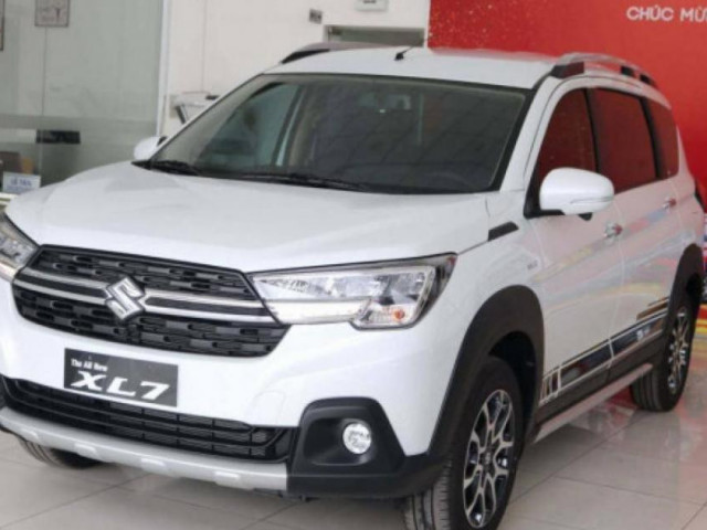 Tin tức ô tô - Giá lăn bánh Suzuki XL7 Sport Limited mới ra mắt tại Việt Nam