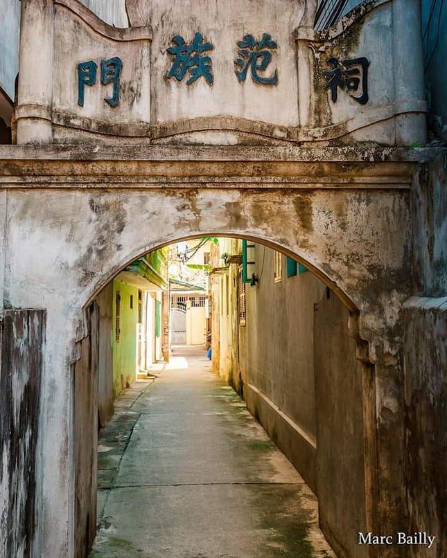 The beauty is like "passing the air"  of two famous ancient villages in Hanoi - 7