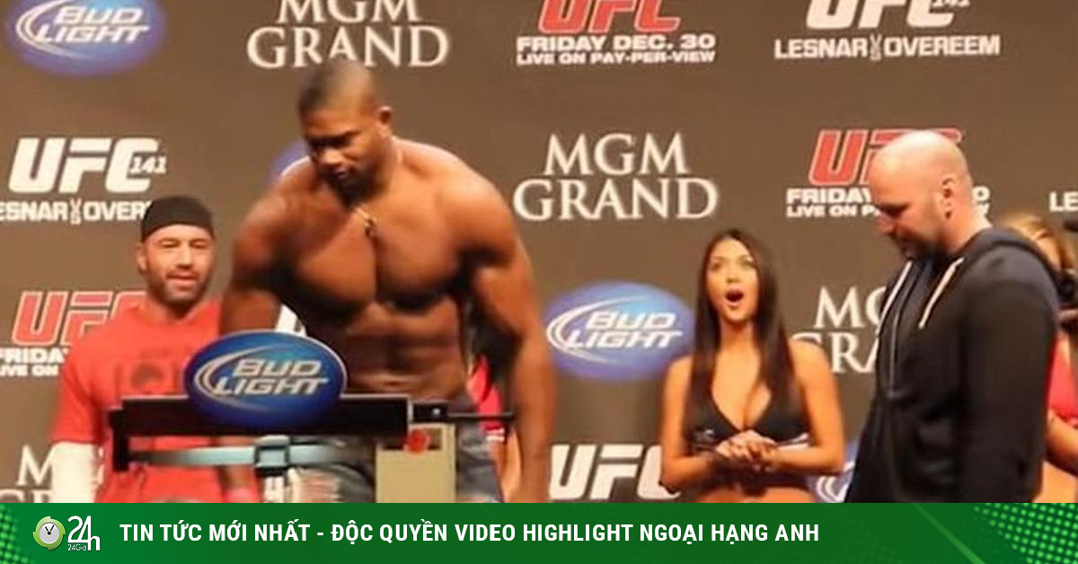 Seeing a male boxer undress to show off his muscles, the number 1 UFC beauty “lost herself”