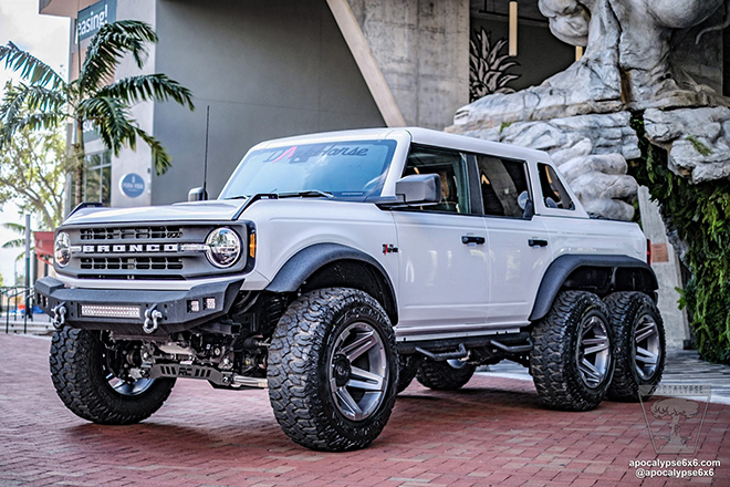 What's special about Ford Bronco 6x6 version?  - first