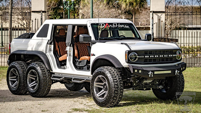 Ford Bronco phiên bản 6x6 có những gì đặc biệt? - 6