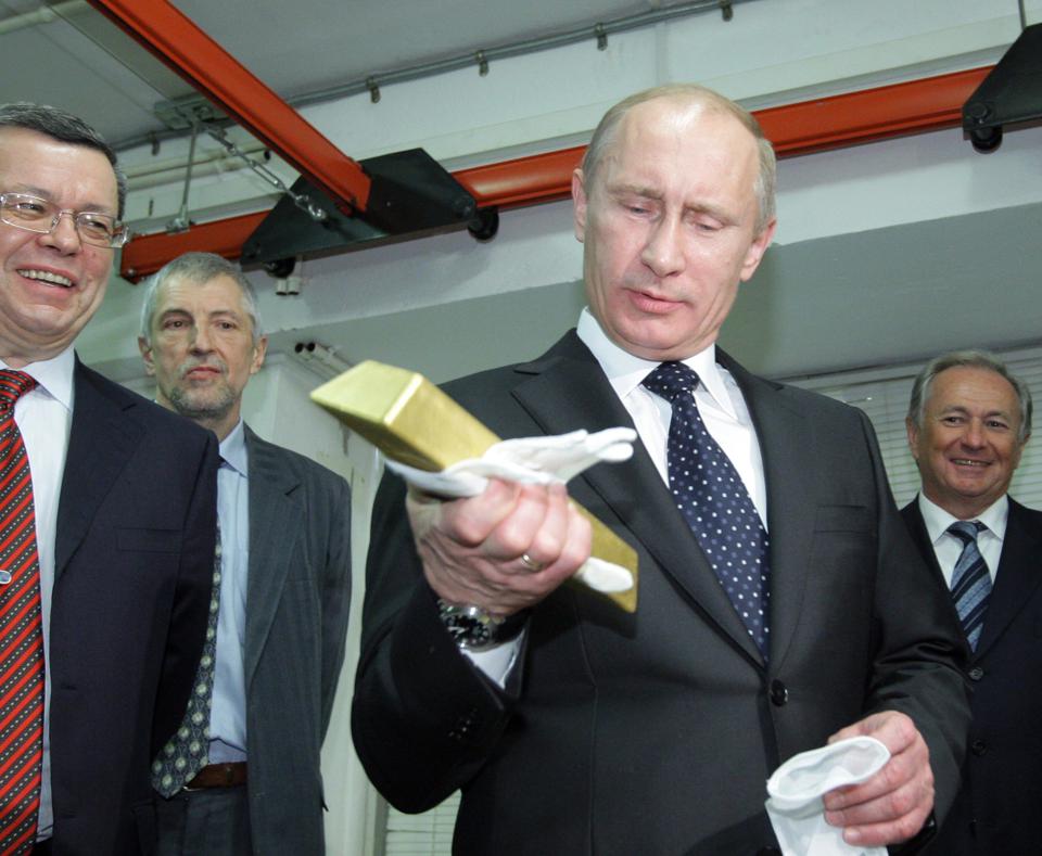 Tuyên bố buộc phương Tây chuyển sang mua khí đốt Nga bằng đồng rúp của ông Putin được cho là nhằm đáp trả các biện pháp trừng phạt nhằm vào Moscow&nbsp;(ảnh: RT)