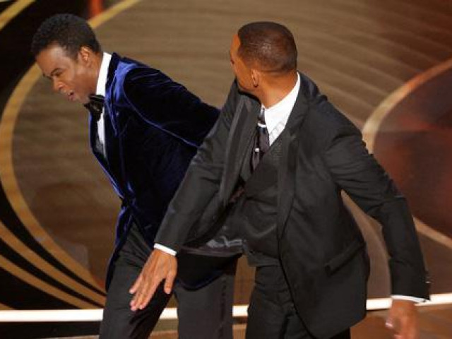 Giải trí - Tranh luận dữ dội về cú tát của Will Smith trên sân khấu Oscar