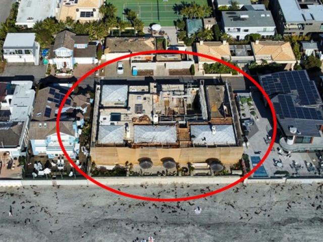 Kinh doanh - Đập bỏ "biệt phủ" trăm tỷ xây lại, tỷ phú bị hàng xóm tố gây tiếng ồn