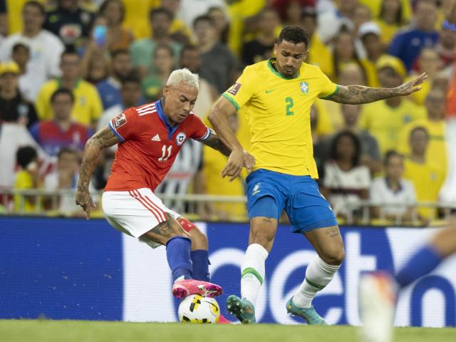 Video bóng đá Brazil - Chile: 2 quả phạt đền, vùi dập khó ngờ (Vòng loại World Cup)