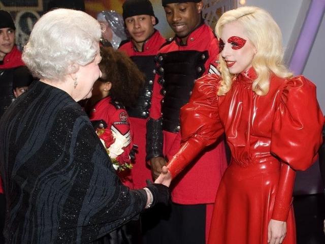 Thời trang - Lady Gaga và phong cách thời trang tuyên bố ấn tượng