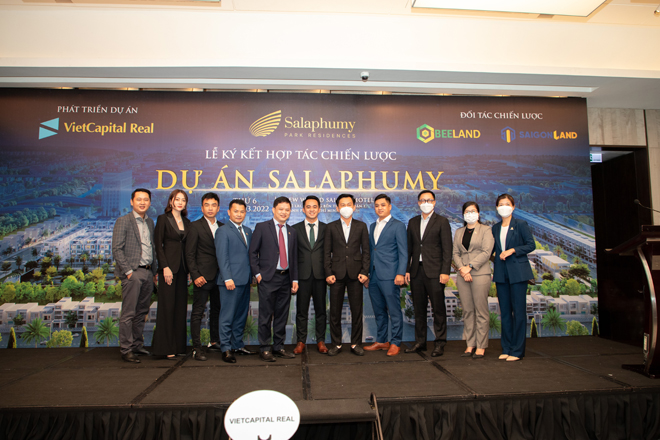 Với sự góp mặt đầy đủ của các lãnh đạo đại lý chiến lược