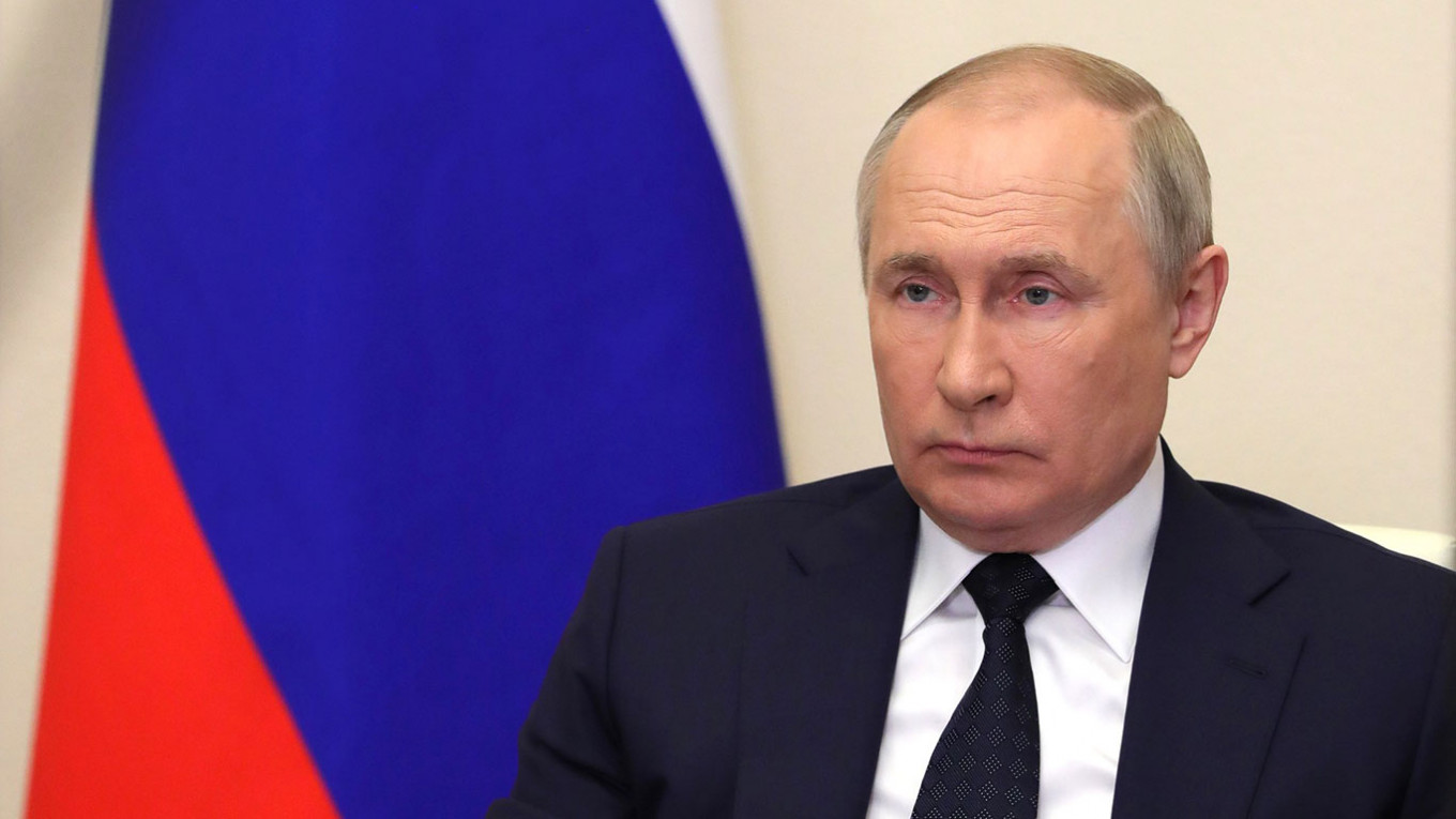 Tổng thống Nga Vladimir Putind đã yêu cầu thiết lập công cụ để các đối tác Nga thanh toán bằng đồng rúp từ ngày 31.3.